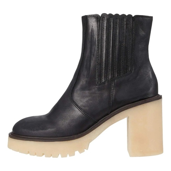 Free People James Chelsea Boots ✨ Black Leather Size 8.5 | 38.5 | heeled - Picture 9 of 16